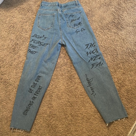 SHEIN jeans never worn!! - Picture 1 of 2